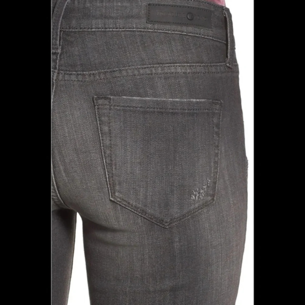 Treasure & Bond – 'Retro' Skinny Jeans - Picture 2 of 10